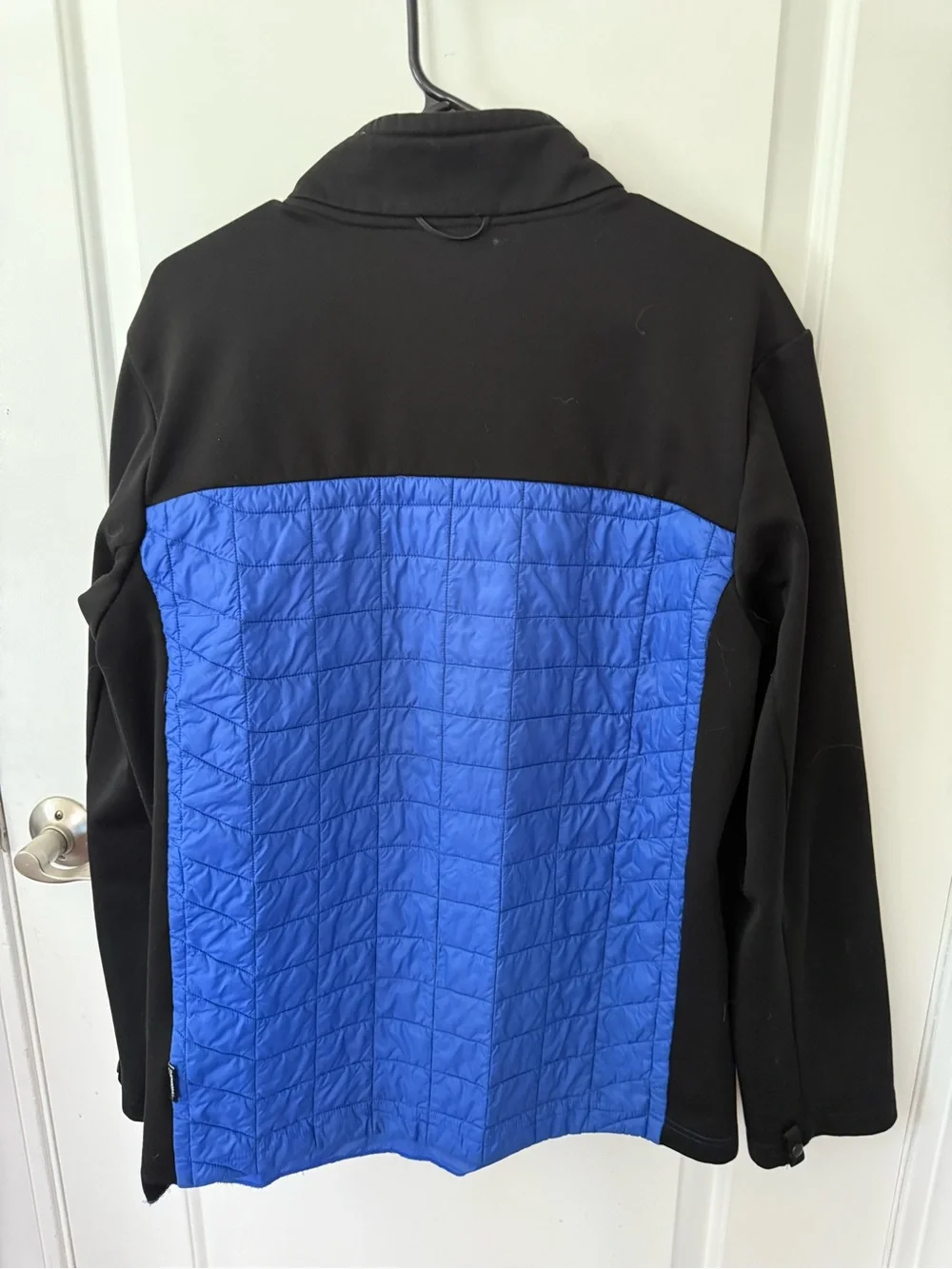 The North Face Black Jacket with Quilted Blue Panels - Men's Size Medium